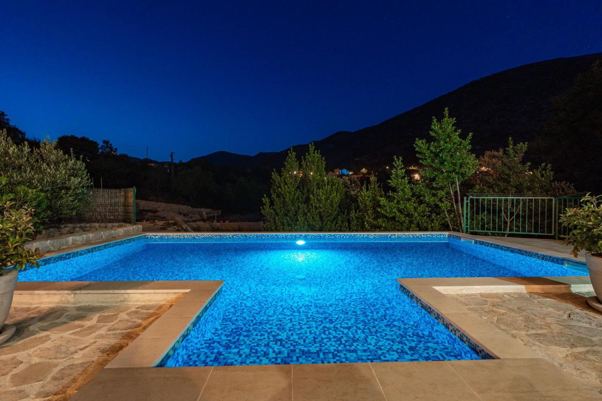 Villa Petmat - With Private Pool And 6 Bedrooms 두브로브니크 외부 사진